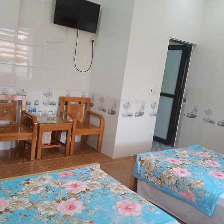 Hotel Thanh Binh 2 Hà Tĩnh Exteriör bild