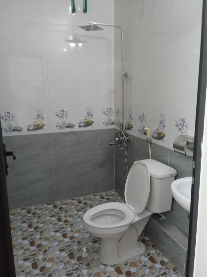 Hotel Thanh Binh 2 Hà Tĩnh Exteriör bild